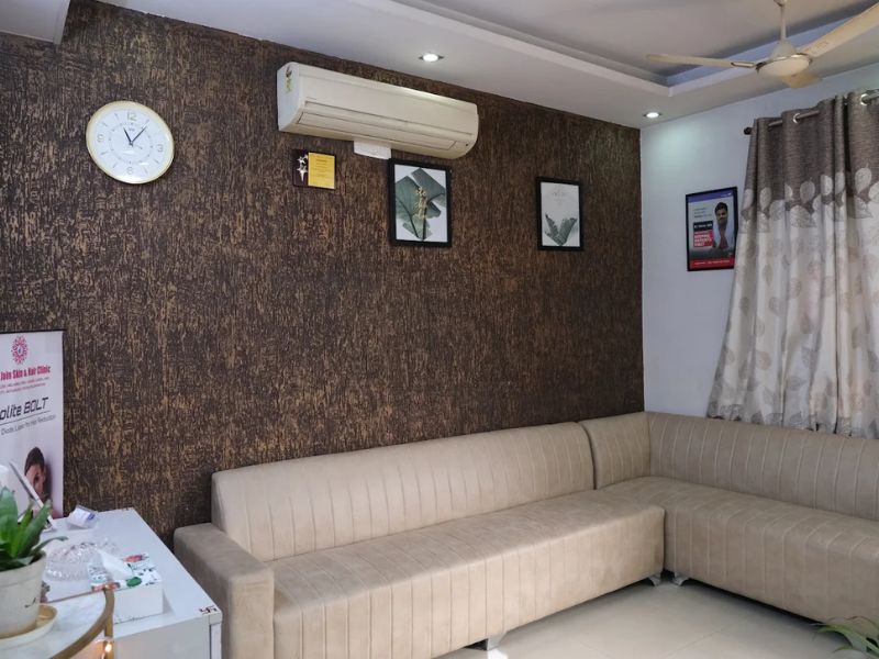 best skin and hair clinic in Rohini